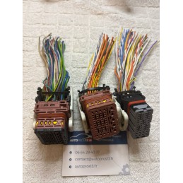 MEVD17.4.4 CONNECTEUR FICHE...