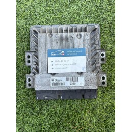 CALCULATEUR MOTEUR RENAULT...