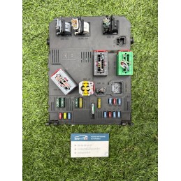 BOITIER BSI FUSIBLE MODULE...