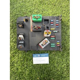 BOITIER BSI FUSIBLE MODULE...