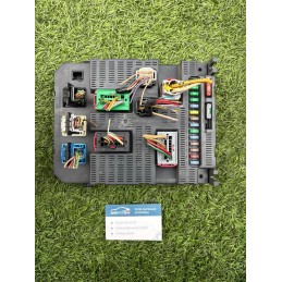 BOITIER BSI FUSIBLE MODULE...