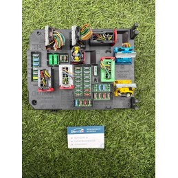 BOITIER BSI FUSIBLE MODULE...