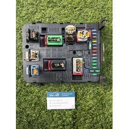 BOITIER BSI FUSIBLE MODULE...
