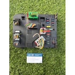 BOITIER BSI FUSIBLE MODULE...