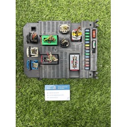 BOITIER BSI FUSIBLE MODULE...