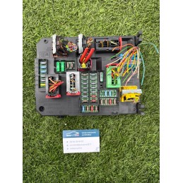 BOITIER BSI FUSIBLE MODULE...