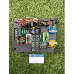 BOITIER BSI FUSIBLE MODULE...