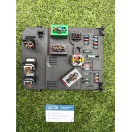 BOITIER BSI FUSIBLE MODULE...