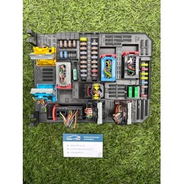 BOITIER BSI FUSIBLE MODULE...
