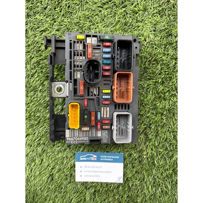 BOITIER SERVITUDE MOTEUR BSM CITROEN PEUGEOT 3008 9667044980 BSM R02 boitier-servitude-moteur-bsm-citroen-peugeot-3008-9667044980-bsm-r02