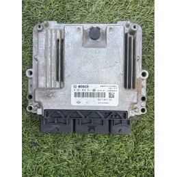 CALCULATEUR MOTEUR RENAULT...