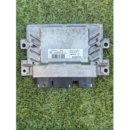 CALCULATEUR MOTEUR RENAULT...