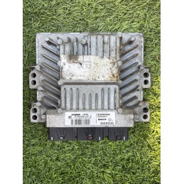 CALCULATEUR MOTEUR RENAULT...
