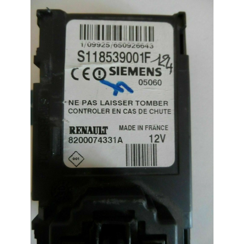 Bouton switch carte démarrage Renault Megane 2 Scenic 2