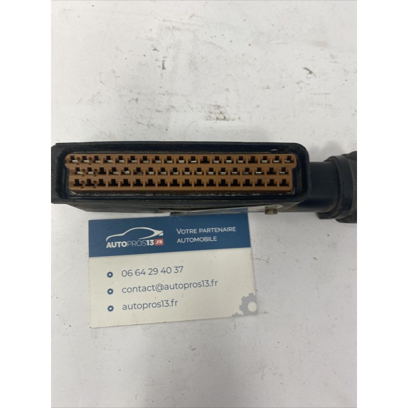 Connecteur Fiche Faisceau Calculateur Moteur EDC16C34 Bosch - Occasion Origine