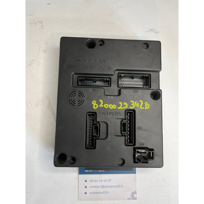 Boîtier Fusible UCH Pour Renault Scénic II 1.9 DCi 120ch – Réf 8200525384, Occasion