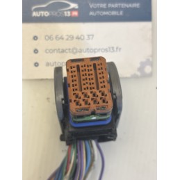 V34.1 CONNECTEUR FICHE...